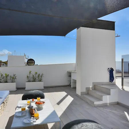 Hillside Luxury By Nras Apartment *