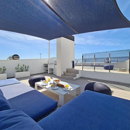 Hillside Luxury By Nras Apartment