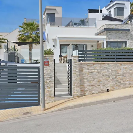 Hillside Luxury By Nras *