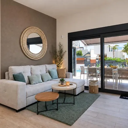 Hillside Luxury By Nras Lejlighed