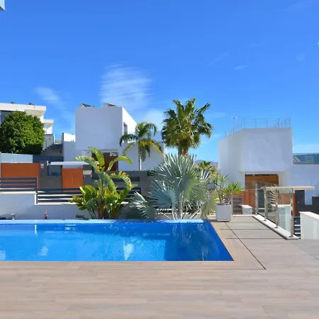 Hillside Luxury By Nras *