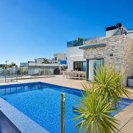 Hillside Luxury By Nras *