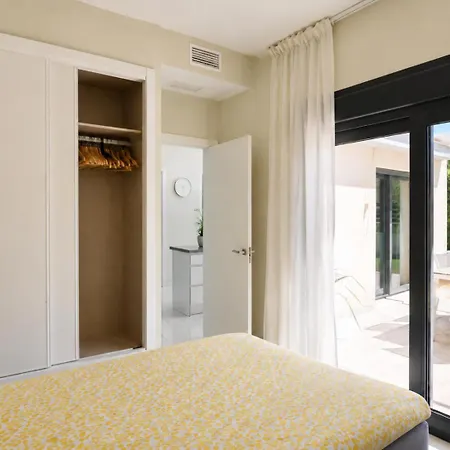 Hillside Luxury By Nras Appartement